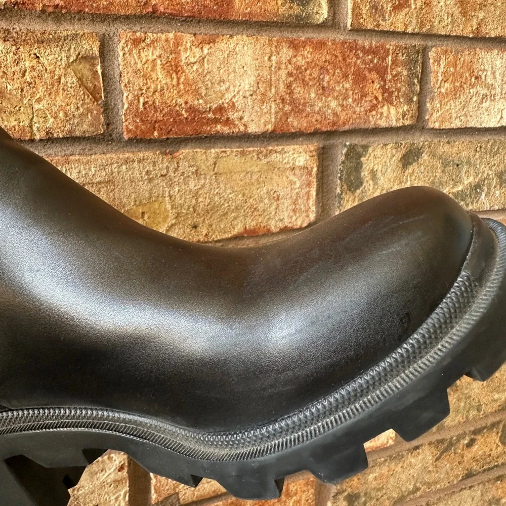 Steve Madden Amulet Black Lug Sole Platform Chelsea Boots Womens 10M